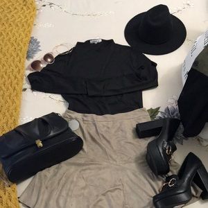 Taupe flared soft faux suede skirt with side zipper